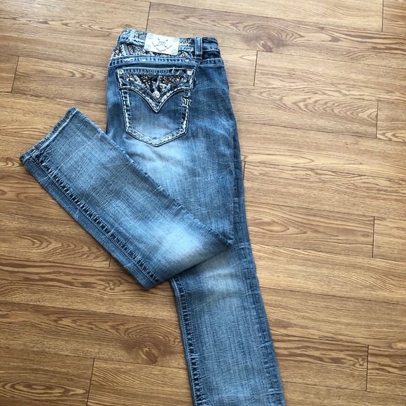 Miss Me Denim - Miss Me Jeans Mid-Rise Easy Straight